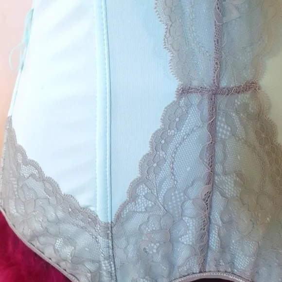 NEW Coquette Size M (approx 12) Misty Light Blue Bustier - Picture 4 of 9
